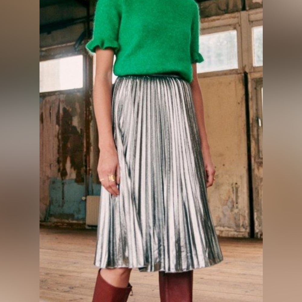 Sezane Dino Skirt Size 6 (38) in Silver Foil